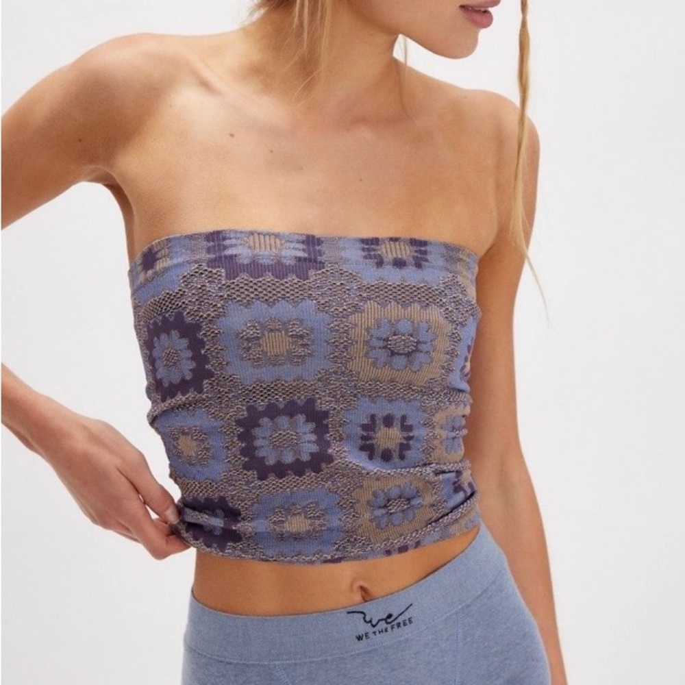 ⌛️sale⌛️NWT Free People Free For All Tube crochet look tube top-Blue Combo-L